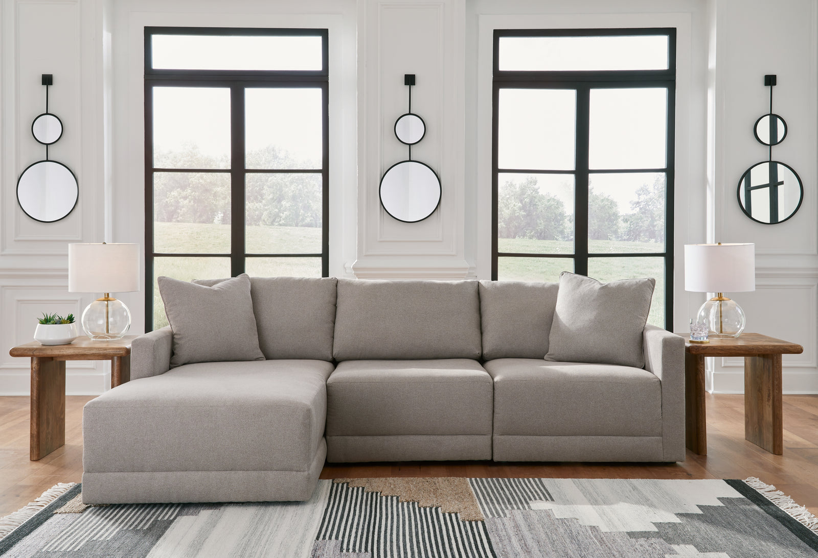 Katany Shadow 3-Piece Sectional With Chaise