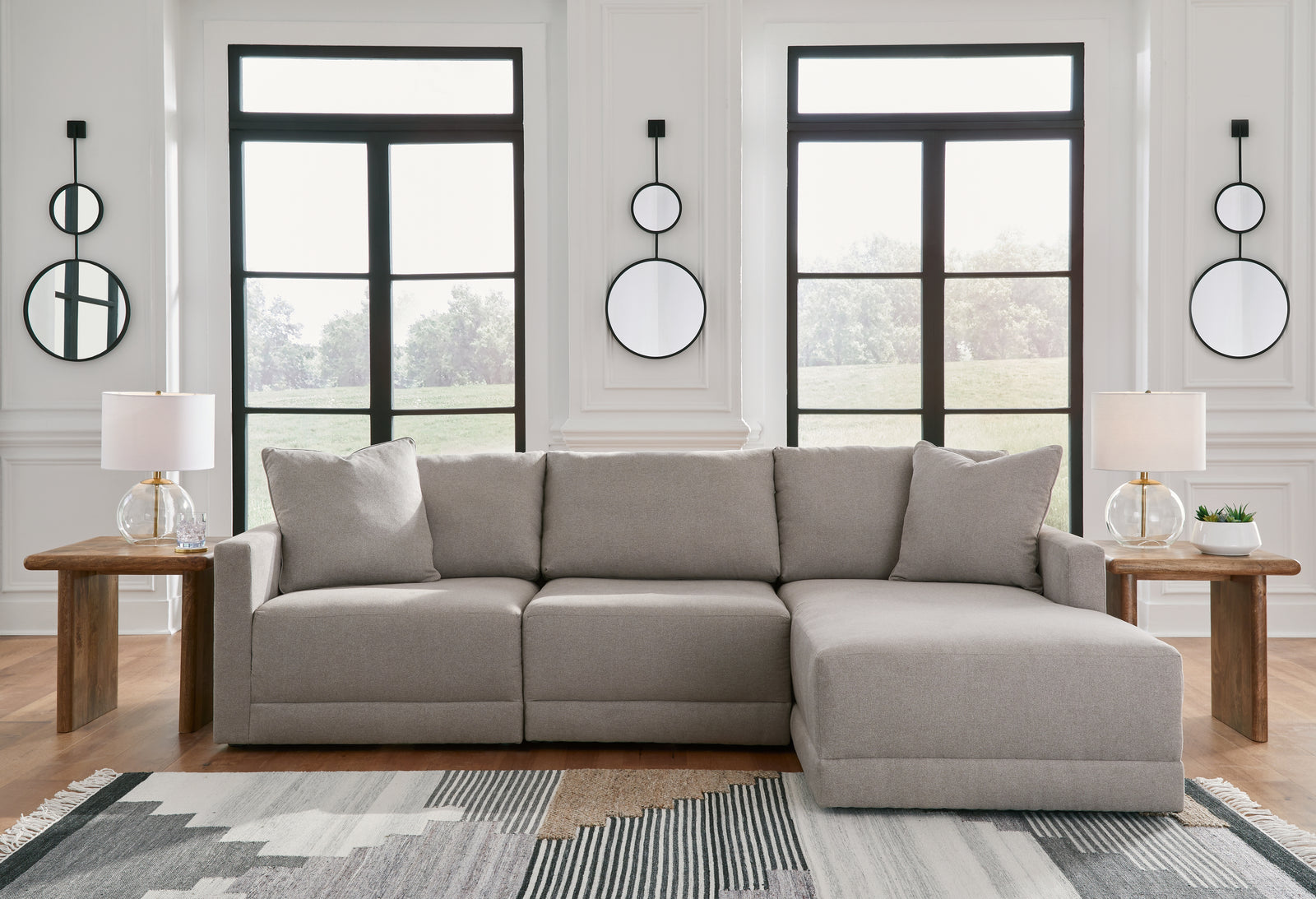 Katany Shadow 3-Piece Sectional With Ottoman