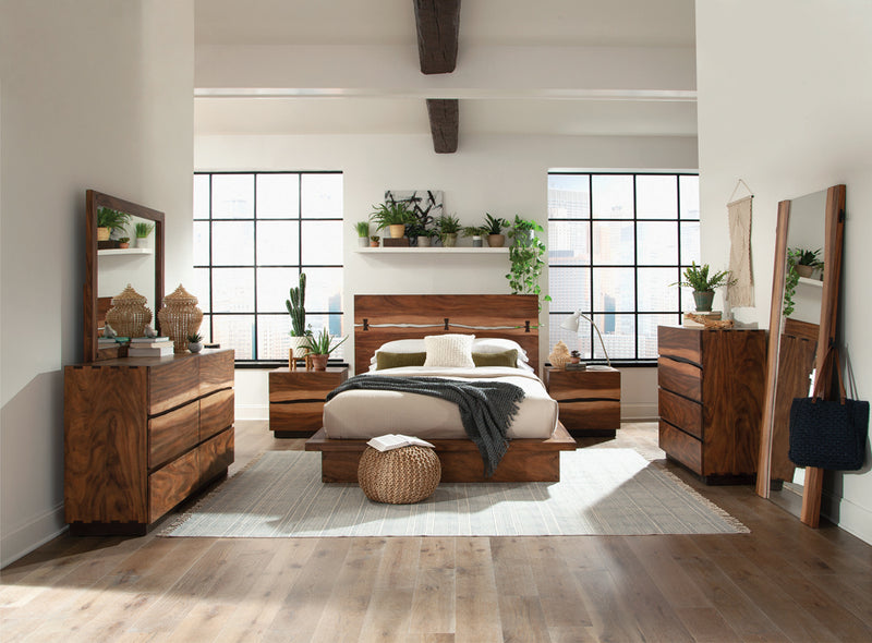 Winslow Smokey Walnut And Coffee Bean Panel Bedroom Set