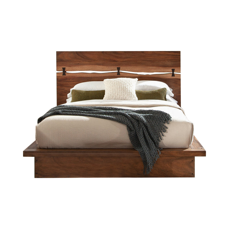 Winslow Smokey Walnut And Coffee Bean Panel Bedroom Set