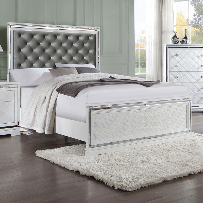 Eleanor Wood Queen Panel Bed White