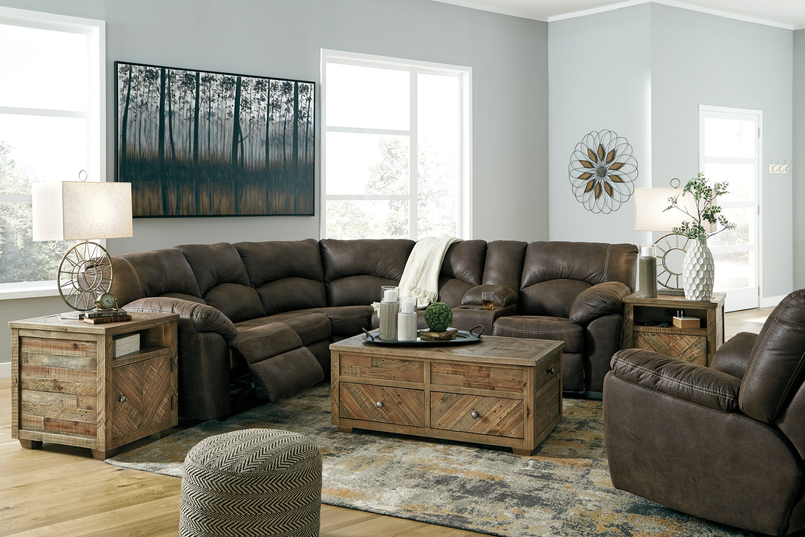 Tambo Canyon 2-Piece Sectional With Recliner