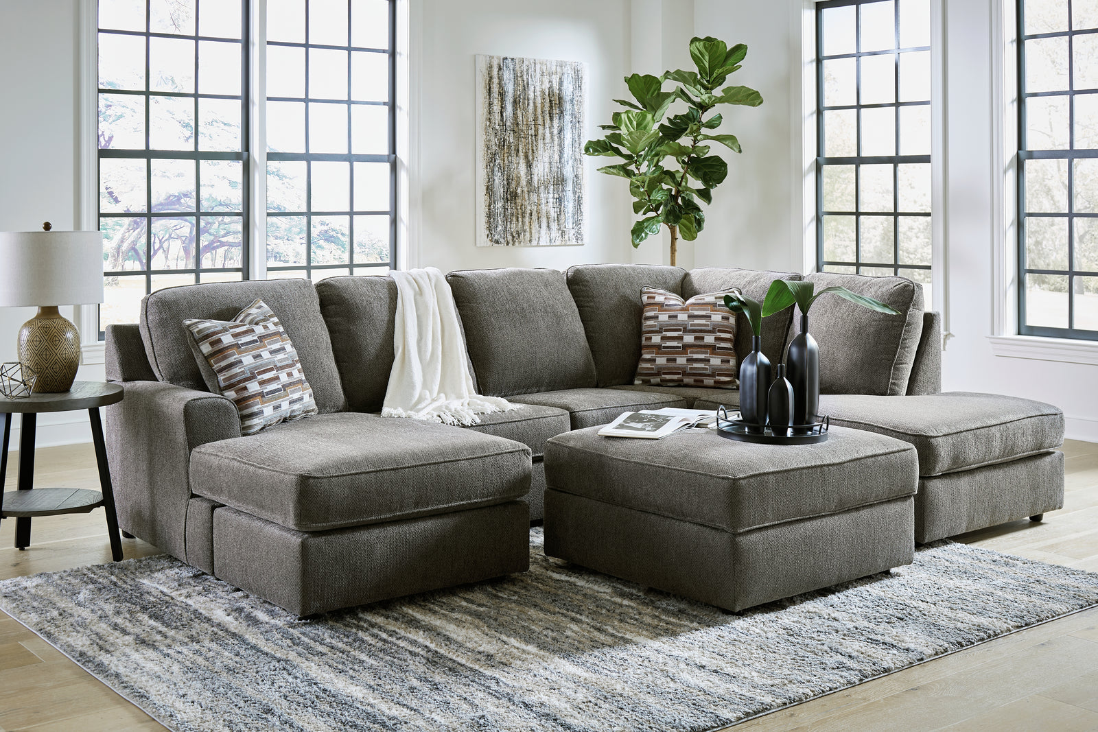 O'phannon Putty 2-Piece Sectional With Ottoman PKG014855 - 29402S1 | 2940211