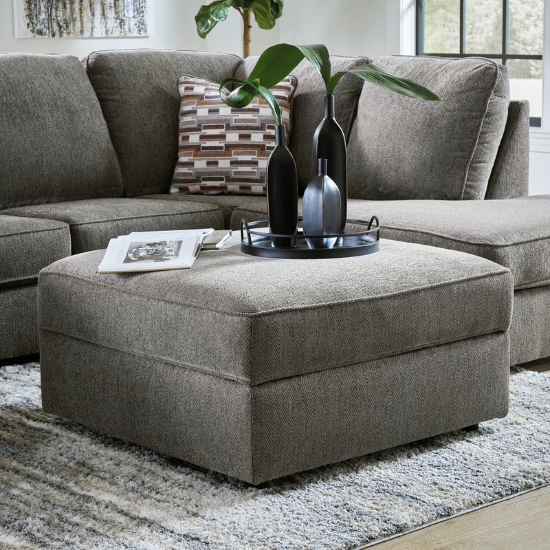 O'phannon Putty 2-Piece Sectional With Ottoman