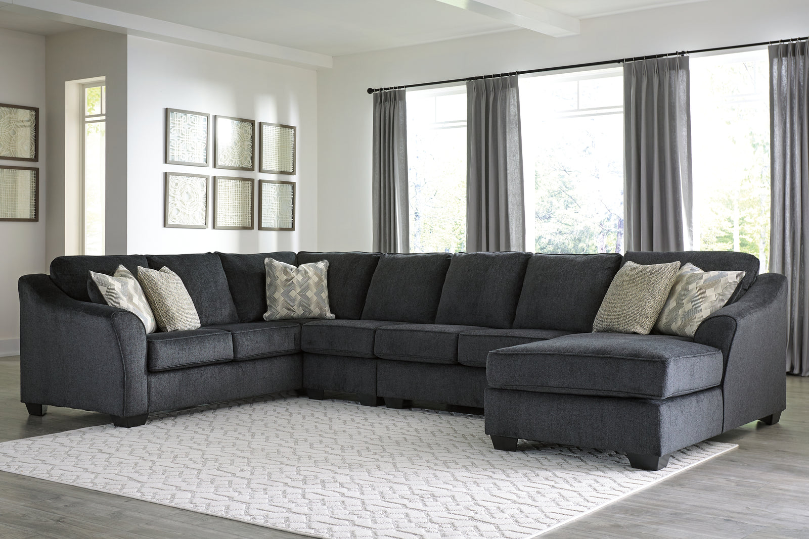 Eltmann Slate Chenille 4-Piece Sectional With Chaise