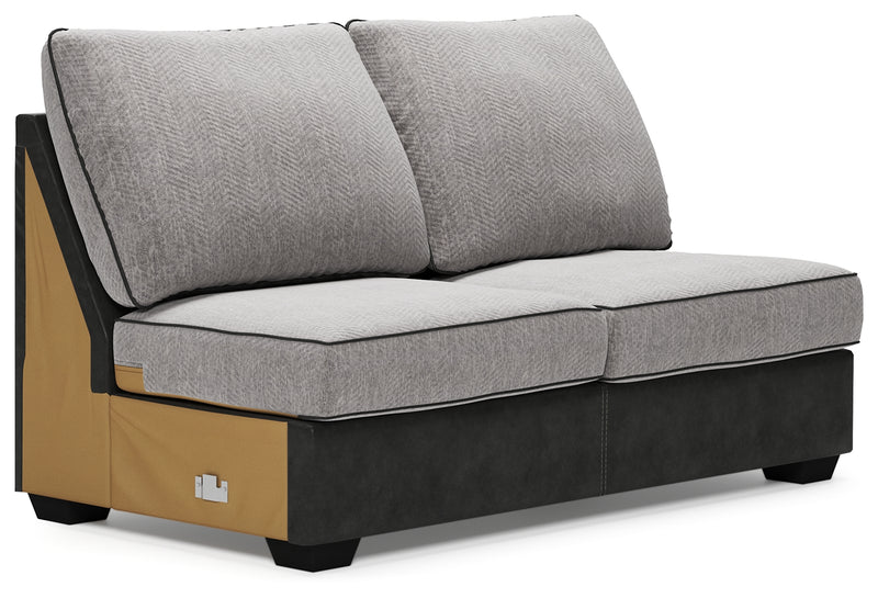 Bilgray Pewter 3-Piece Sectional With Ottoman