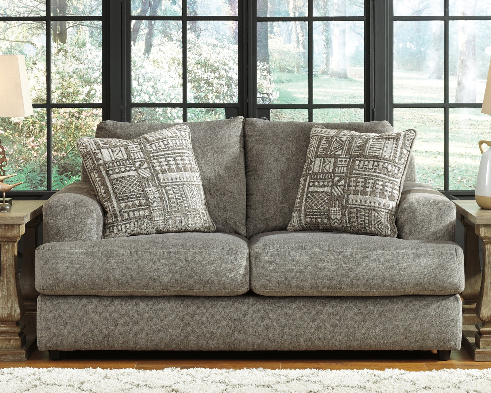 Soletren Ash Velvet Loveseat