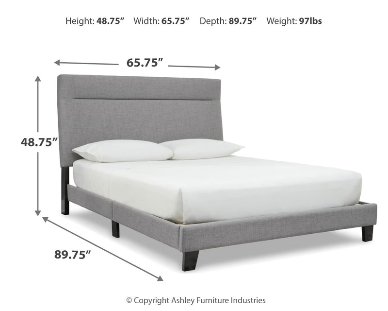 Adelloni Gray Queen Upholstered Bed