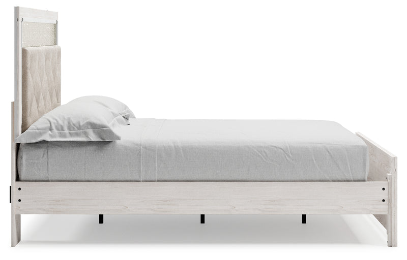 Altyra White Queen Panel Bed