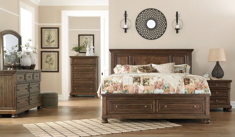 Flynnter Medium Brown Panel Bedroom Set