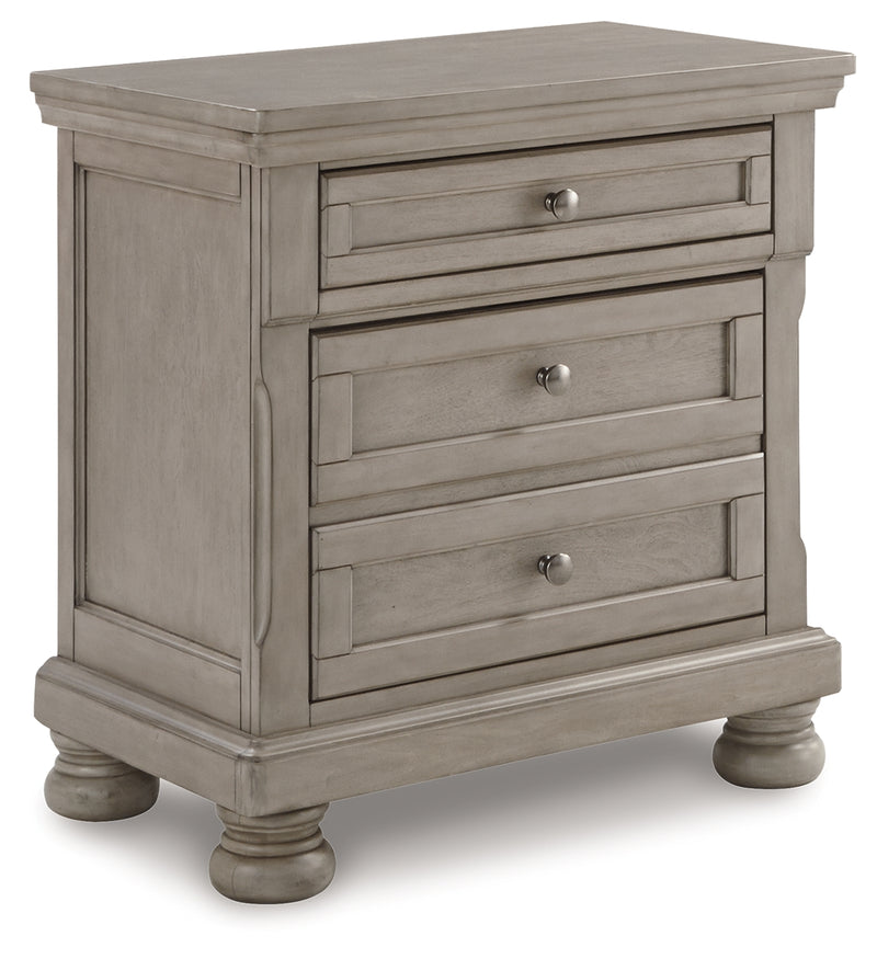 Lettner Light Gray Panel Bedroom Set