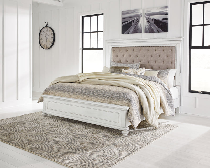 Kanwyn Whitewash Queen Panel Bed