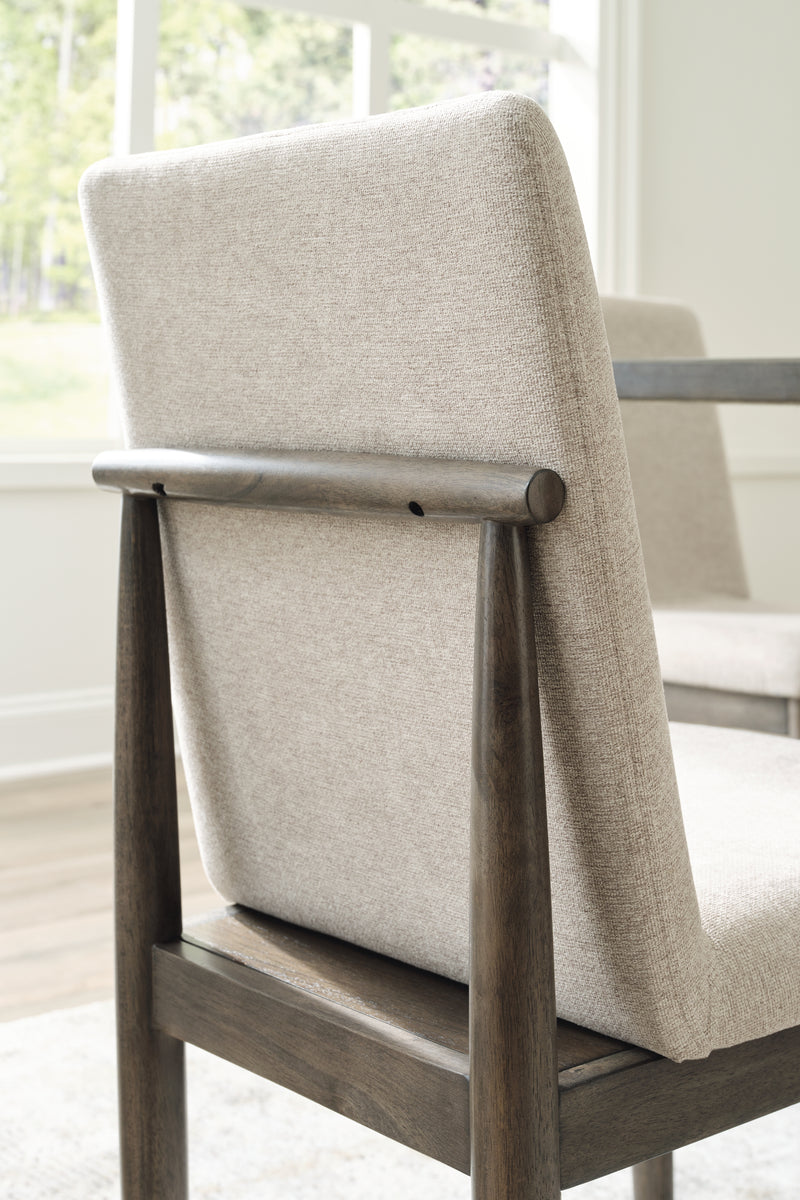 Arkenton Grayish Brown/beige Dining Chair