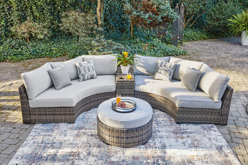 Harbor Gray Court 3-Piece Outdoor Sectional With Ottoman