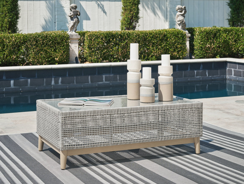Seton Gray Creek Outdoor Sofa And 2 Chairs With Coffee Table