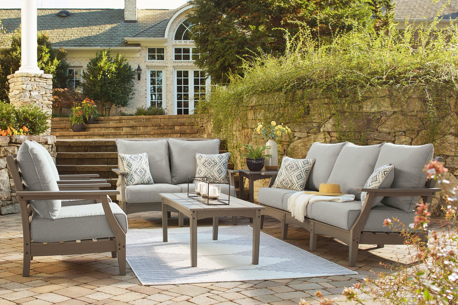 Visola Gray Outdoor Sofa And Loveseat With 2 Lounge Chairs End Table