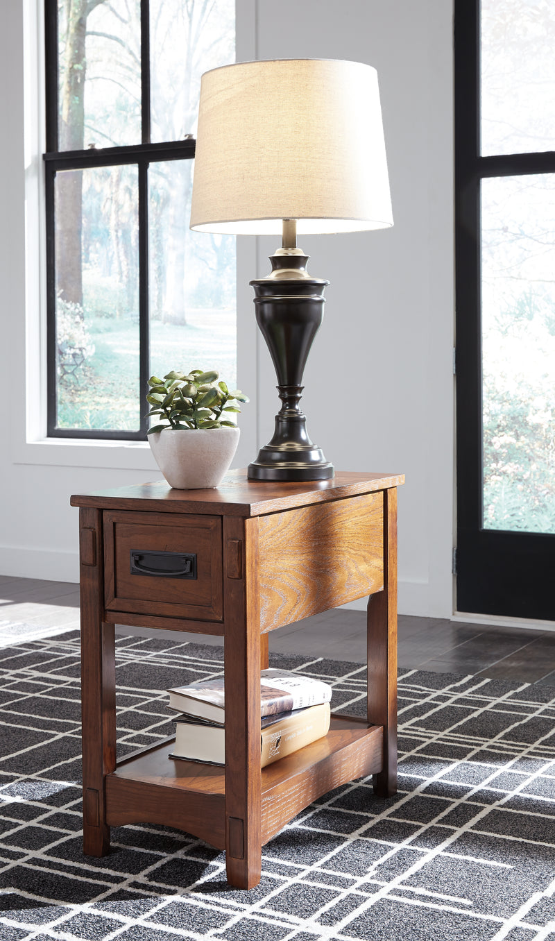 Breegin Brown 2 End Tables PKG008423 - T007-319 | T007-319