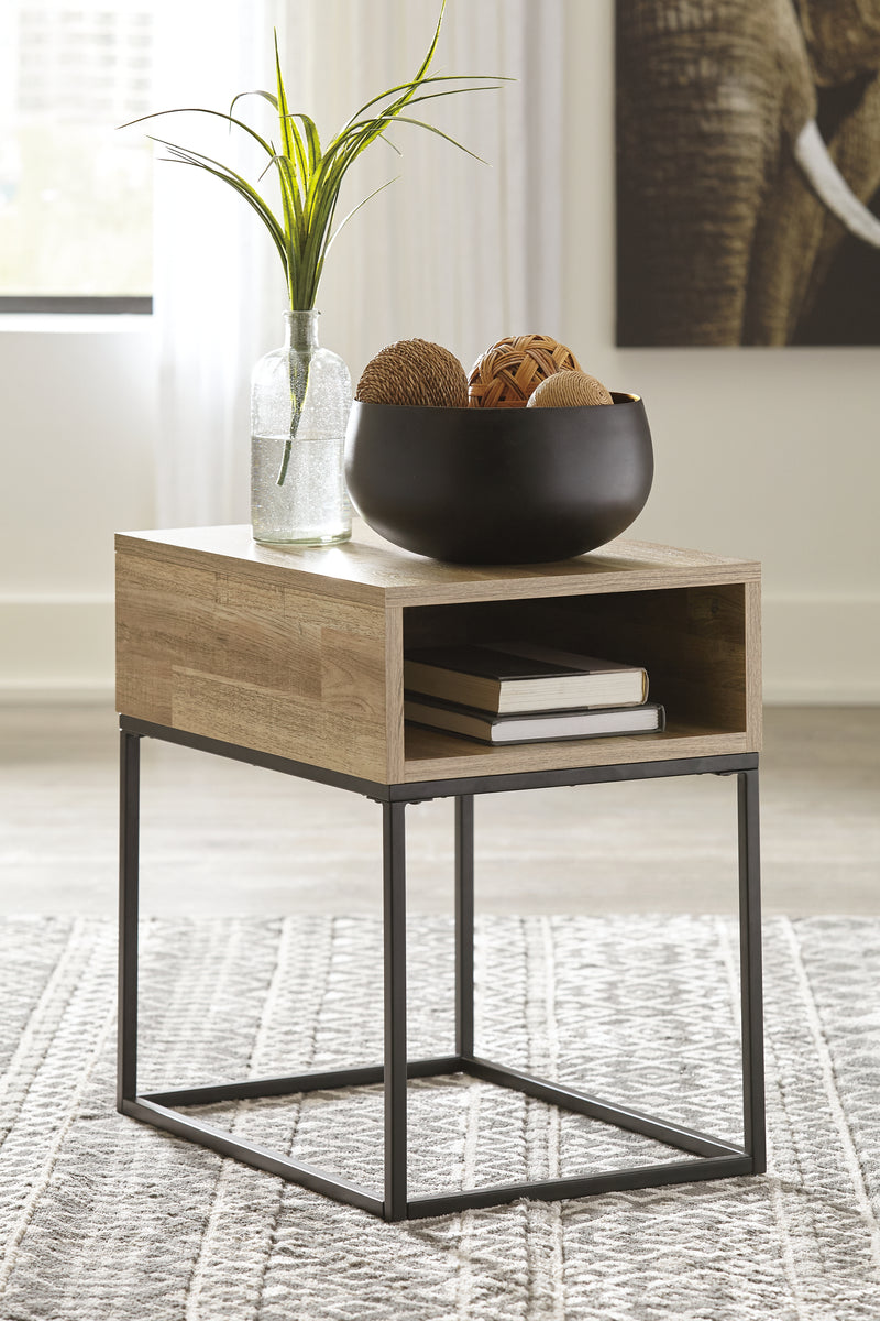 Gerdanet Natural Coffee Table With 1 End