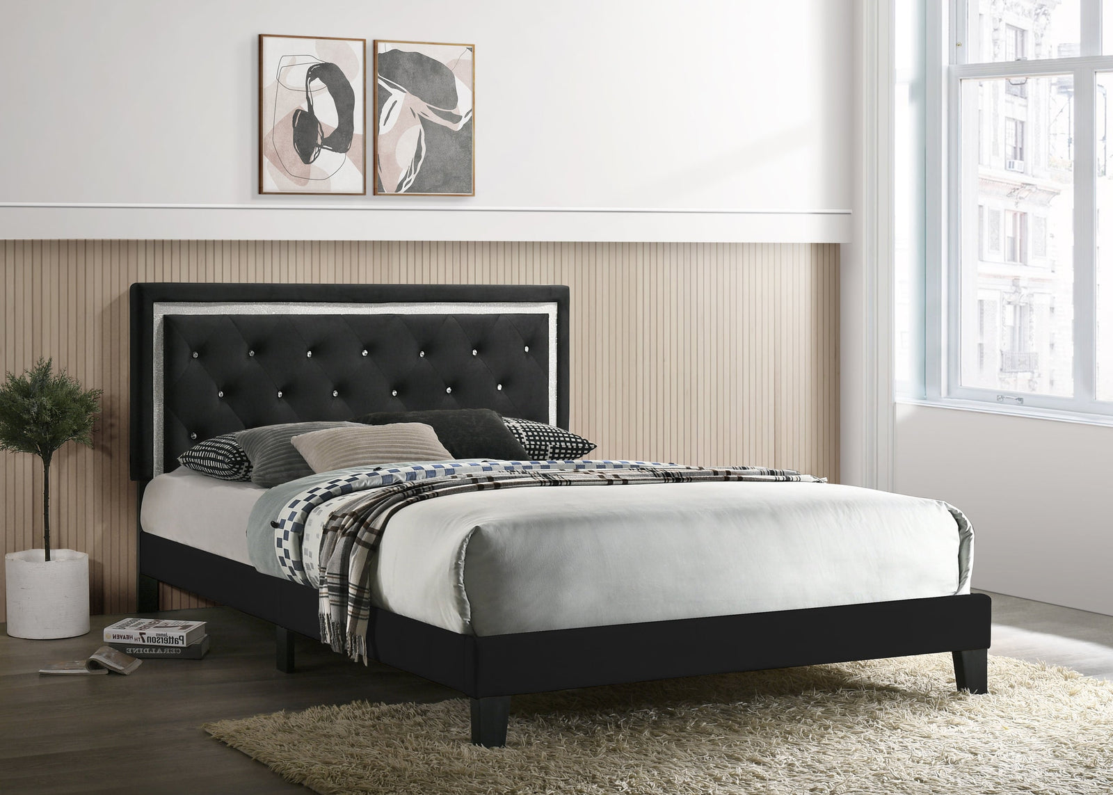 Passion Black Velvet Upholstered Tufted Platform Full Bed