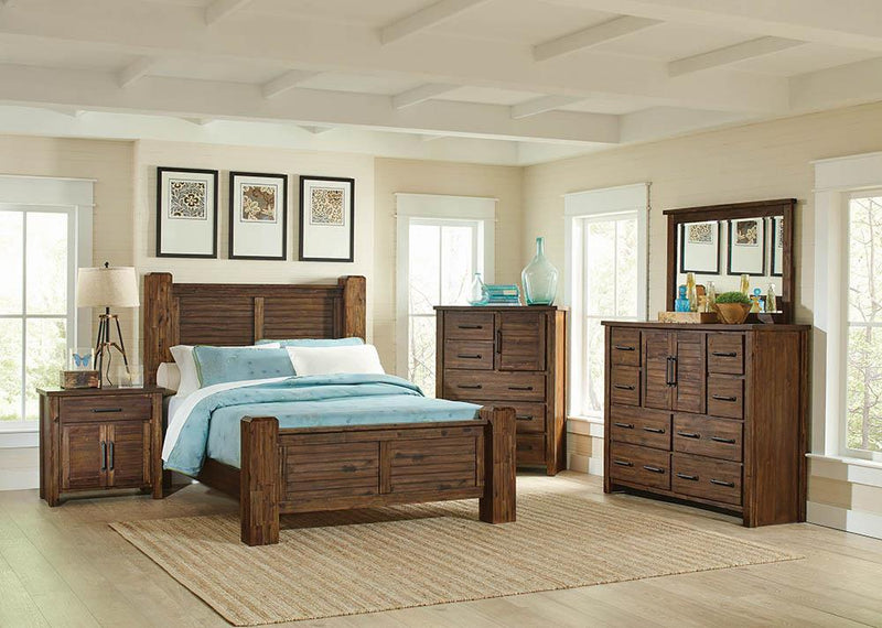 Sutter Creek Queen Bed With Block Posts Vintage Bourbon