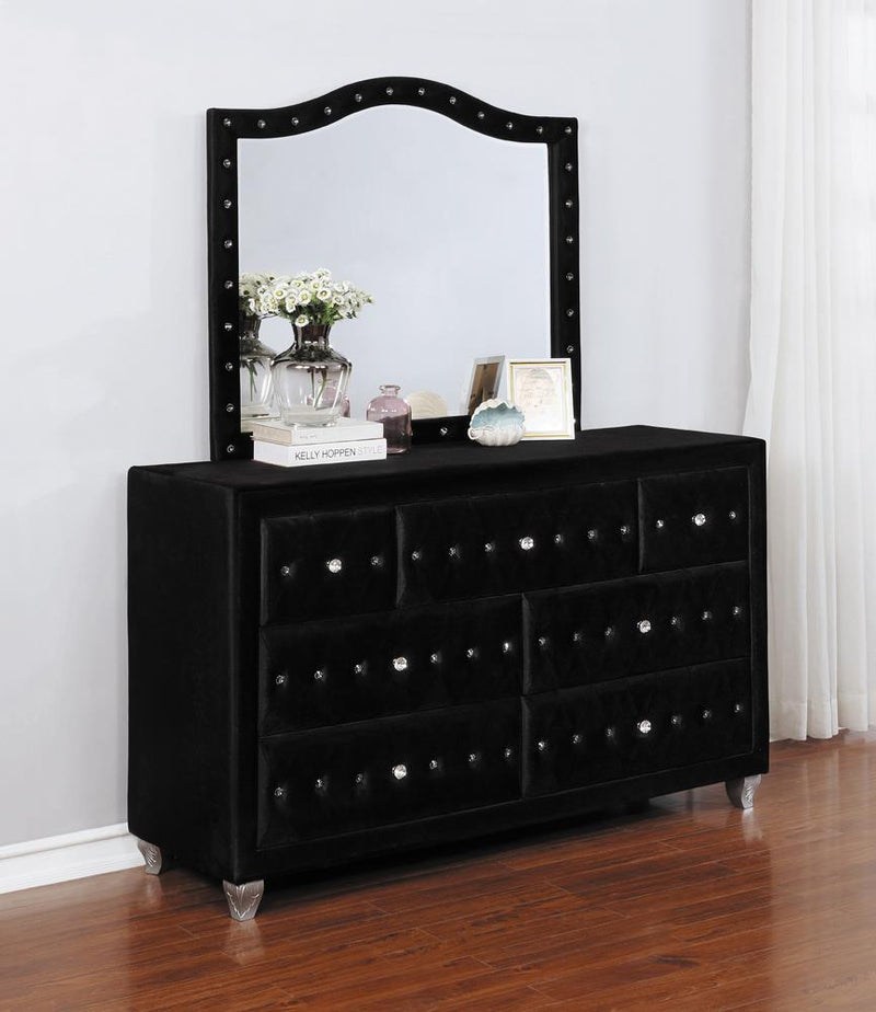 Deanna 7 Drawer Rectangular Dresser Black