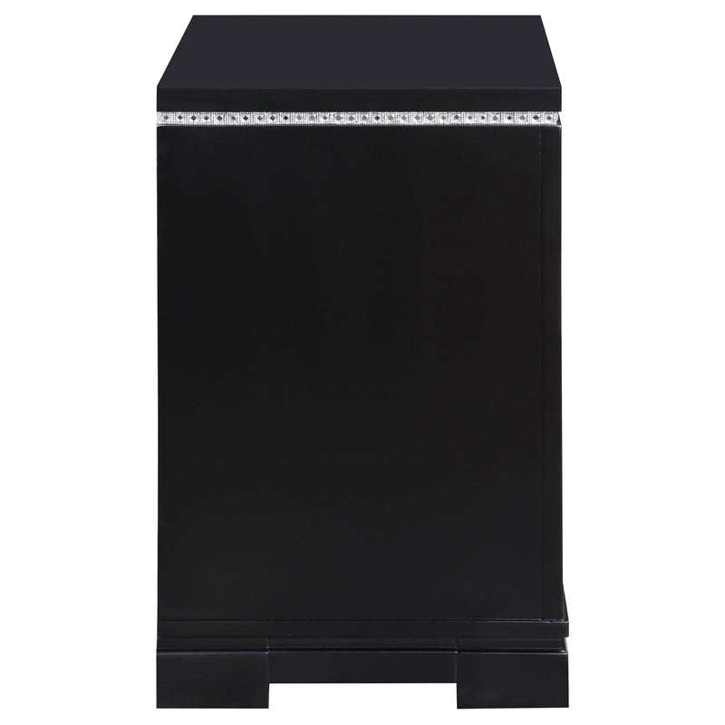 Eleanor Rectangular 3 Drawer Nightstand Silver And Black