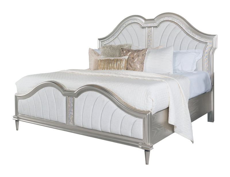 Evangeline 5 piece Upholstered Platform King Bedroom Set Ivory And Silver Oak