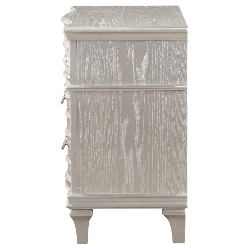 Evangeline 3 Drawer Nightstand Silver Oak