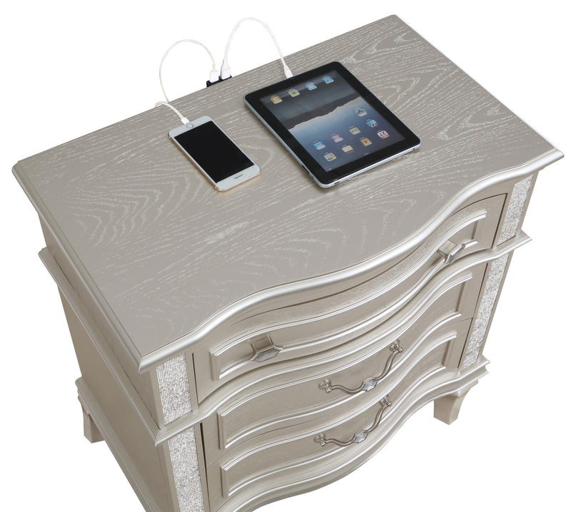 Evangeline 3 Drawer Nightstand Silver Oak