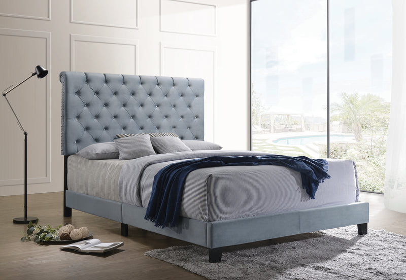 Warner King Upholstered Bed Grey