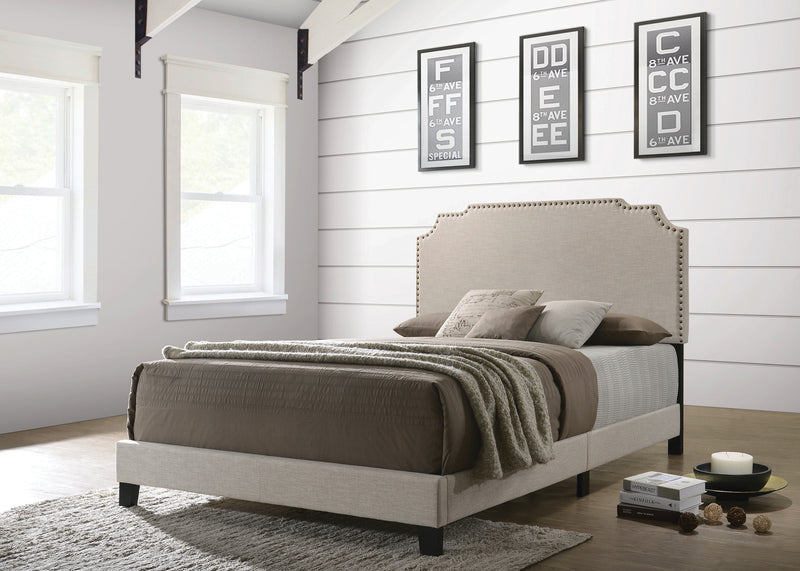 Tamarac Upholstered Nailhead King Bed Grey