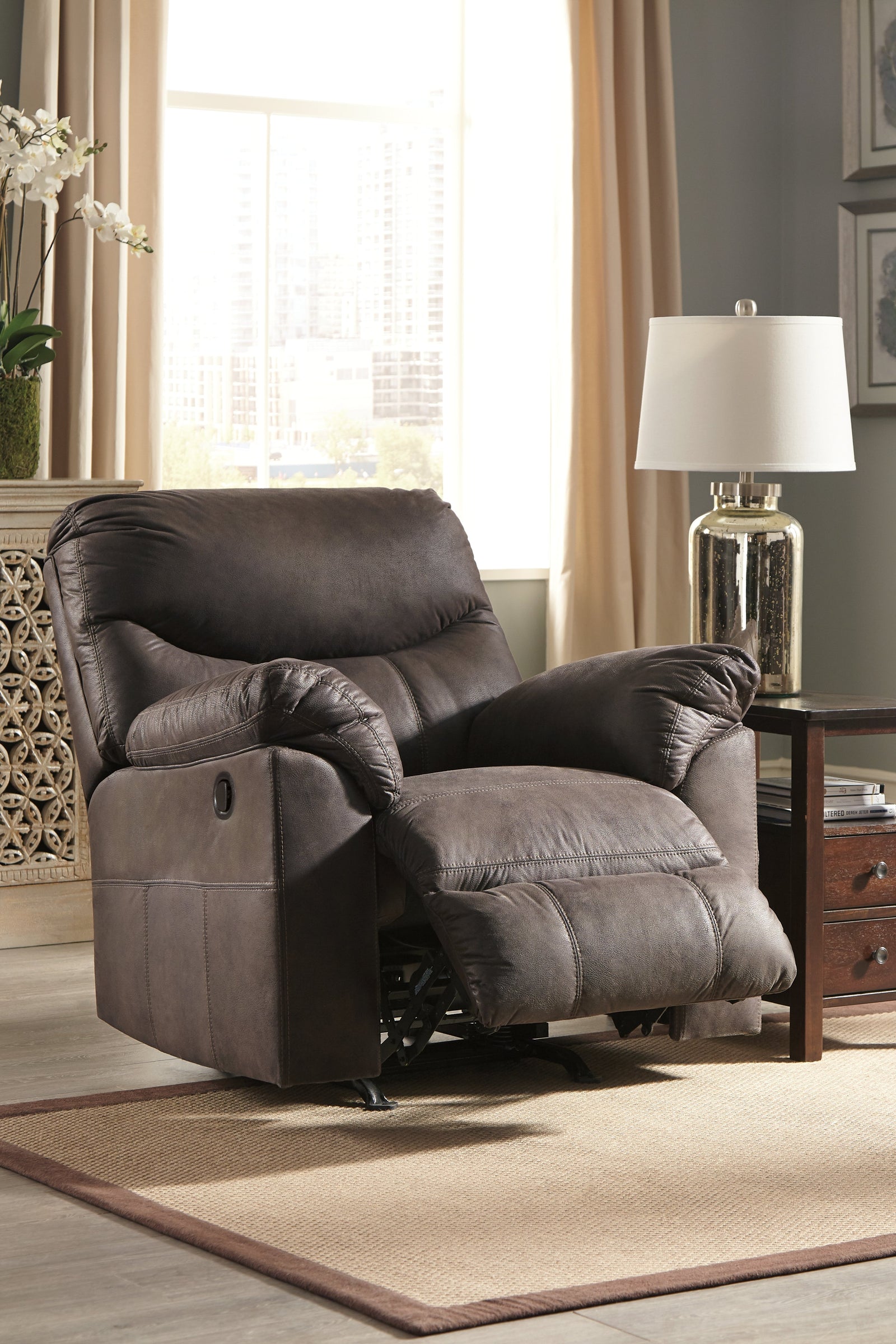 Boxberg Teak Faux Leather Recliner