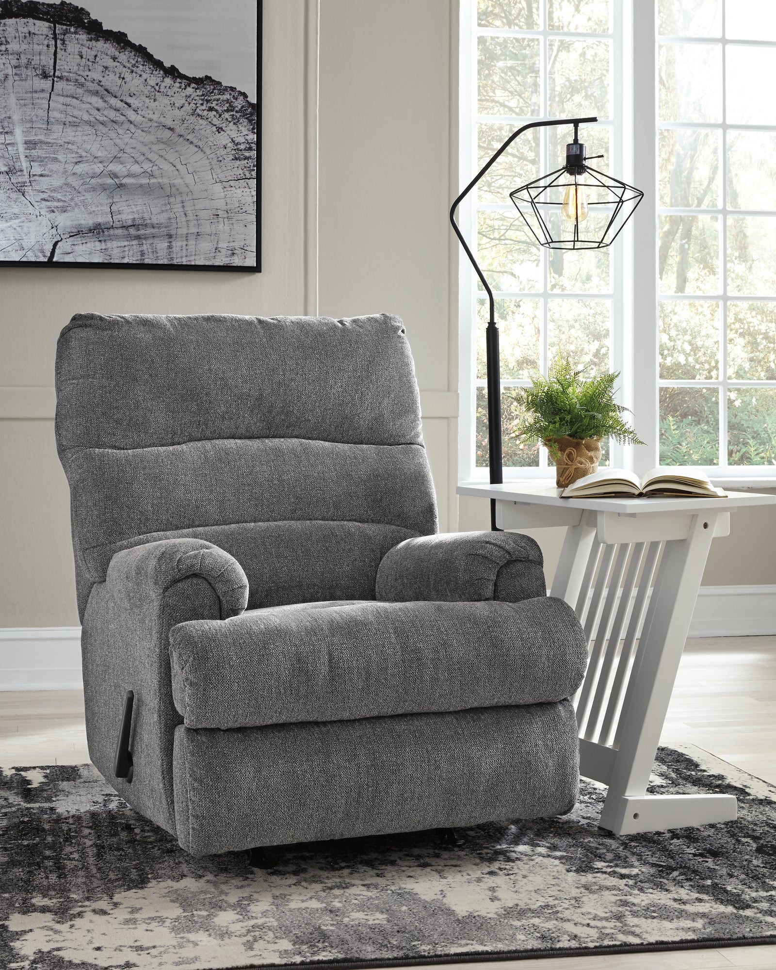 Man Fort Graphite Chenille Recliner