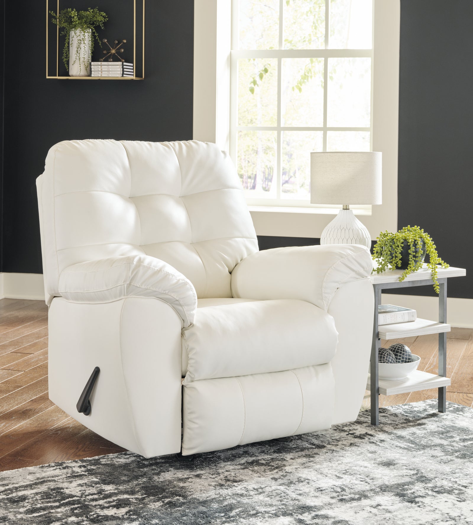 Donlen White Synthetic Recliner