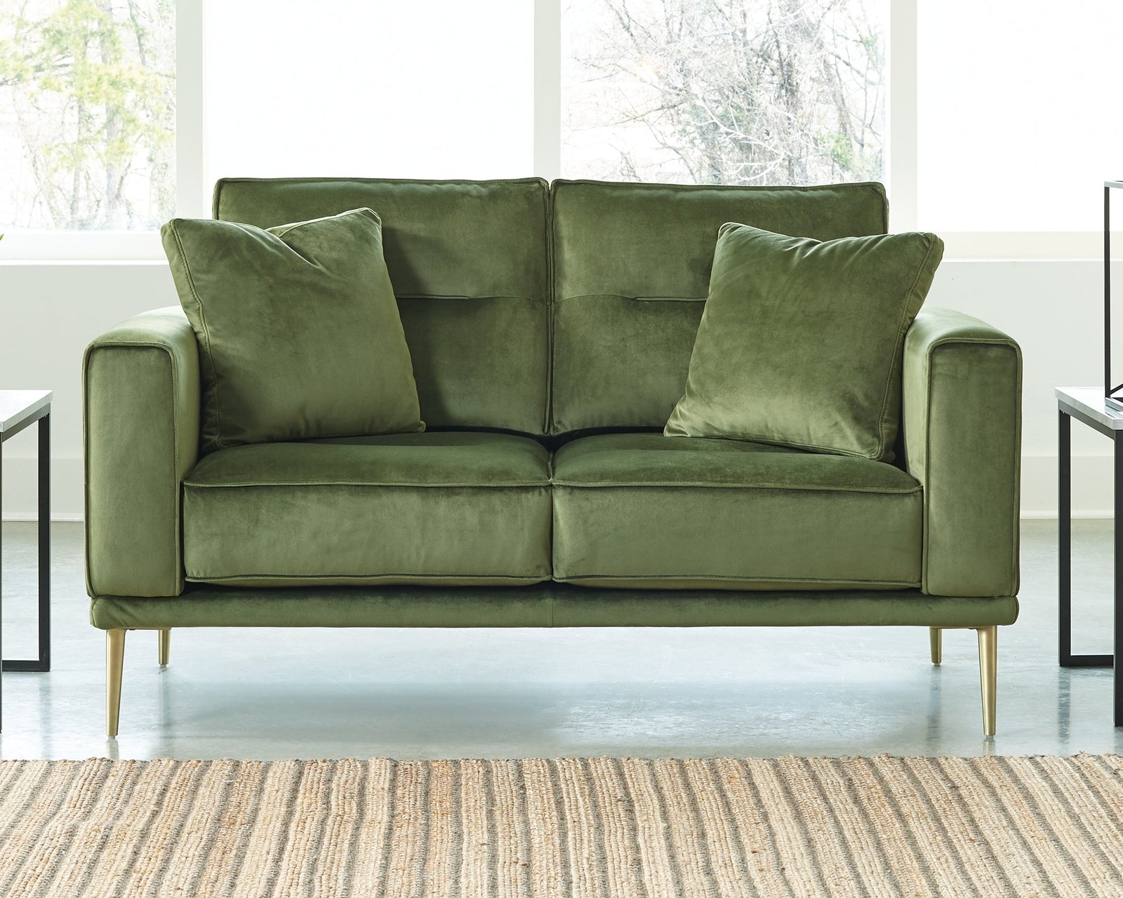 Macleary Moss Velvet Loveseat