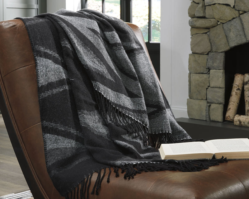 Cecile Black Gray Throw (Set of 3)