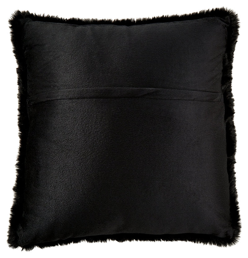 Gariland Black Pillow (Set of 4)