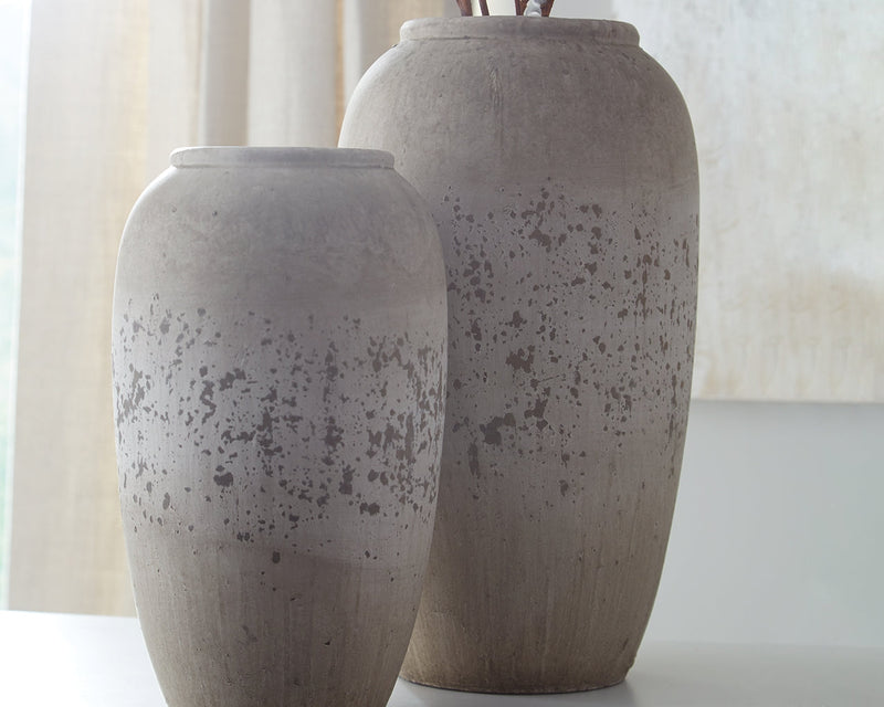 Dimitra Brown Cream Vase (Set of 2)