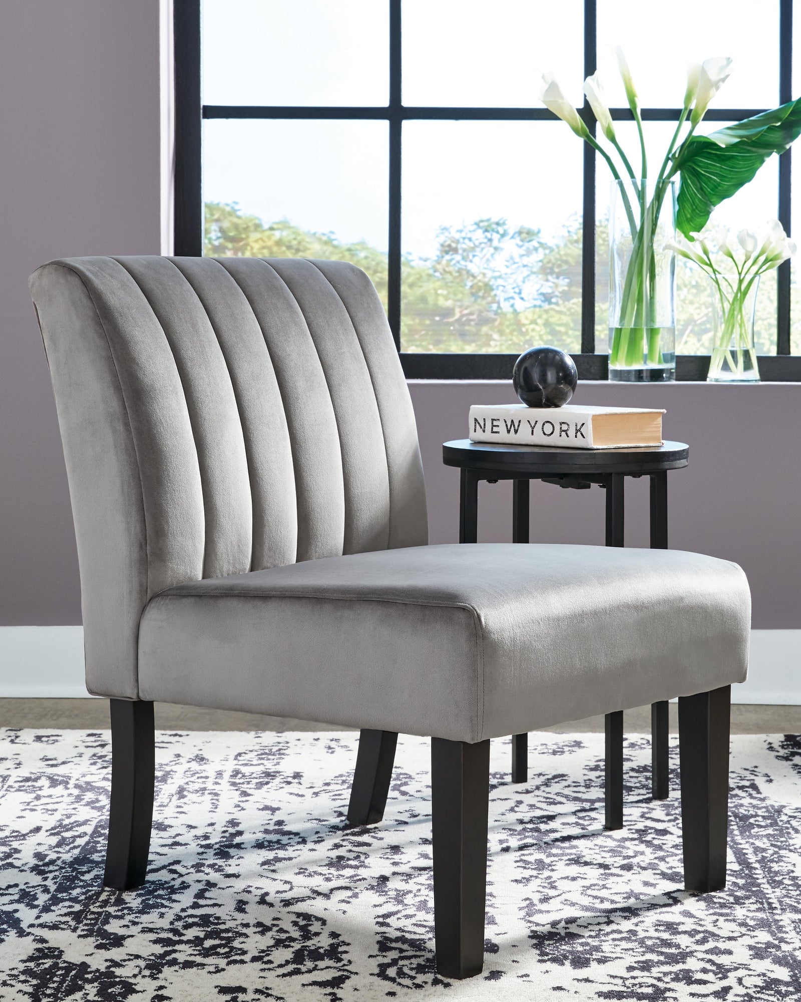 Hughleigh Gray Accent Chair