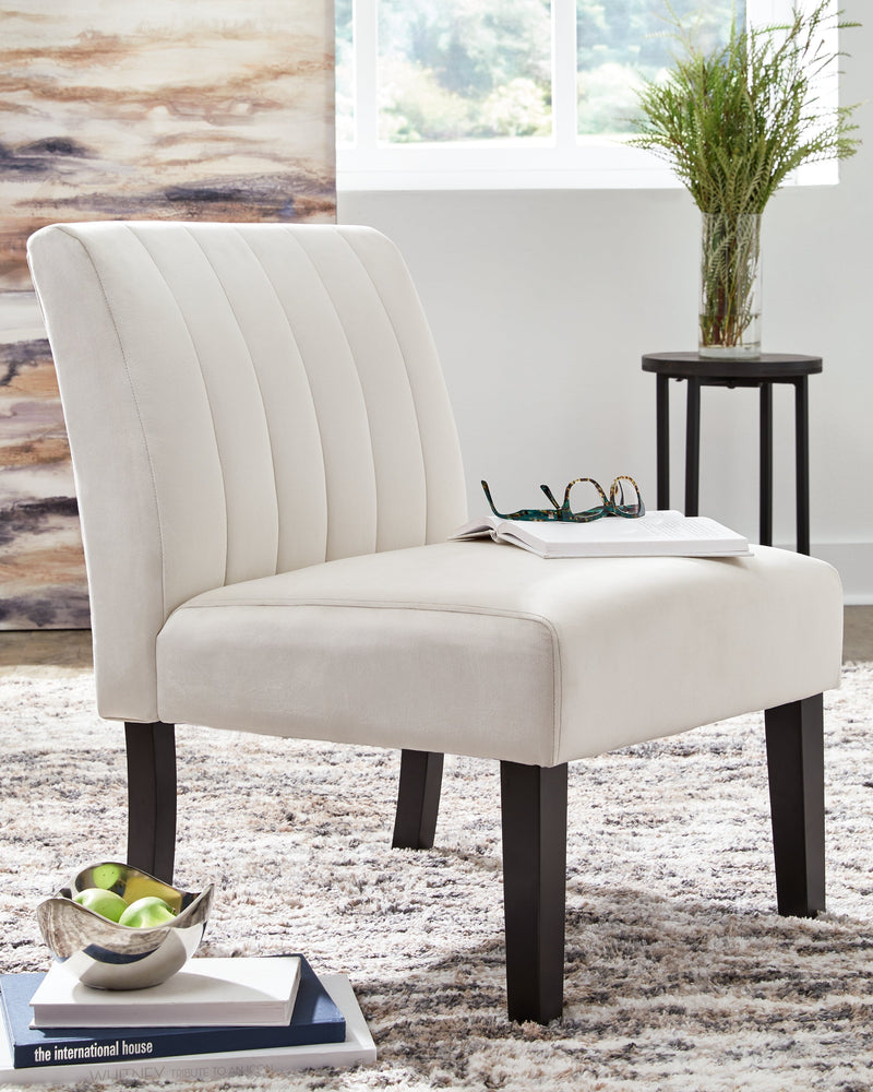 Hughleigh Light Beige Accent Chair