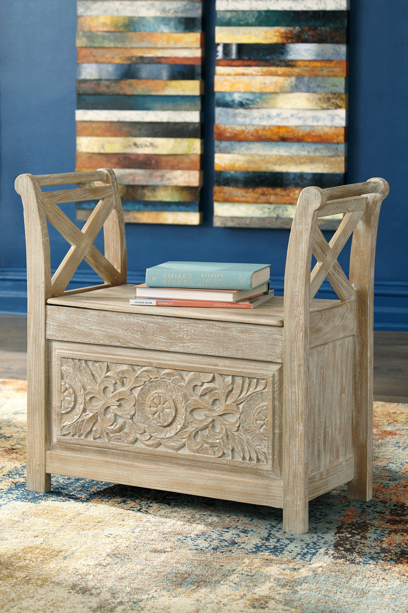 Fossil Ridge Whitewash Accent Bench