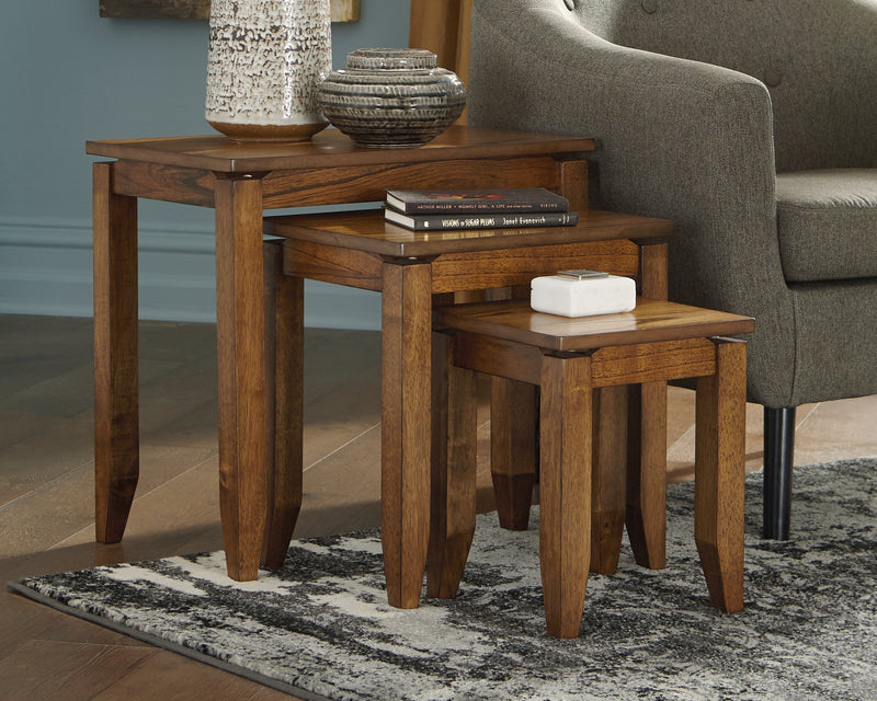 Brentmond Brown Accent Table (Set of 3)