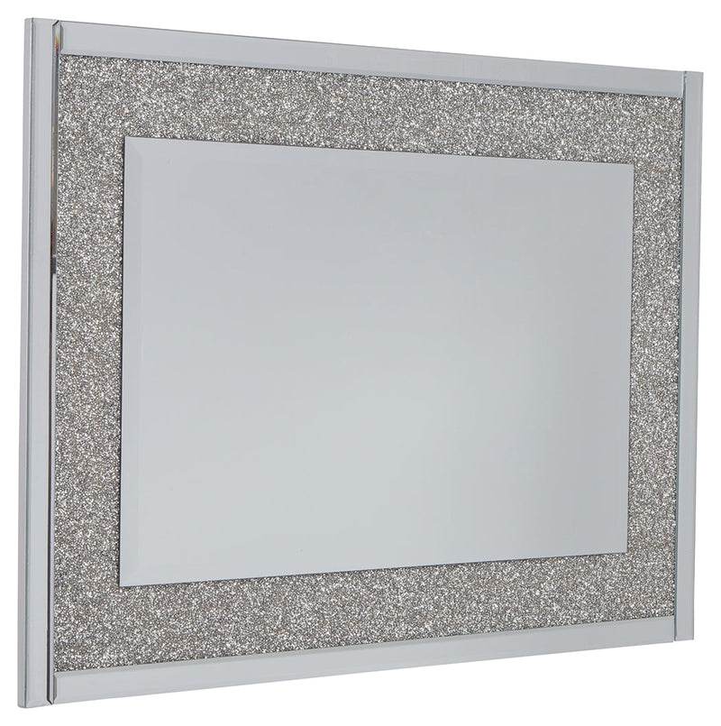 Kingsleigh Mirror Accent Mirror A8010205