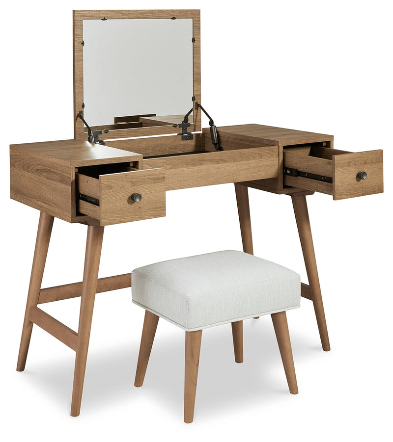 Thadamere White Vanity With Stool