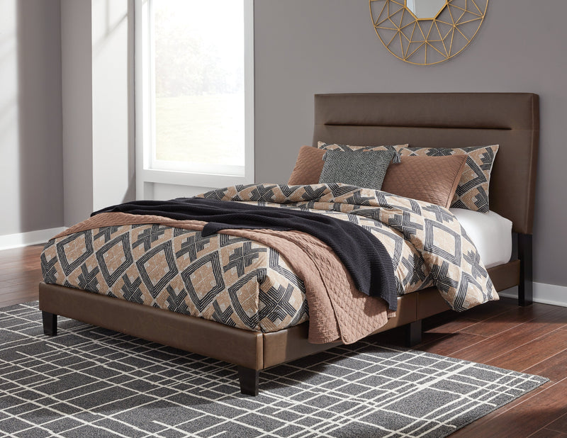 Adelloni Brown King Upholstered Bed