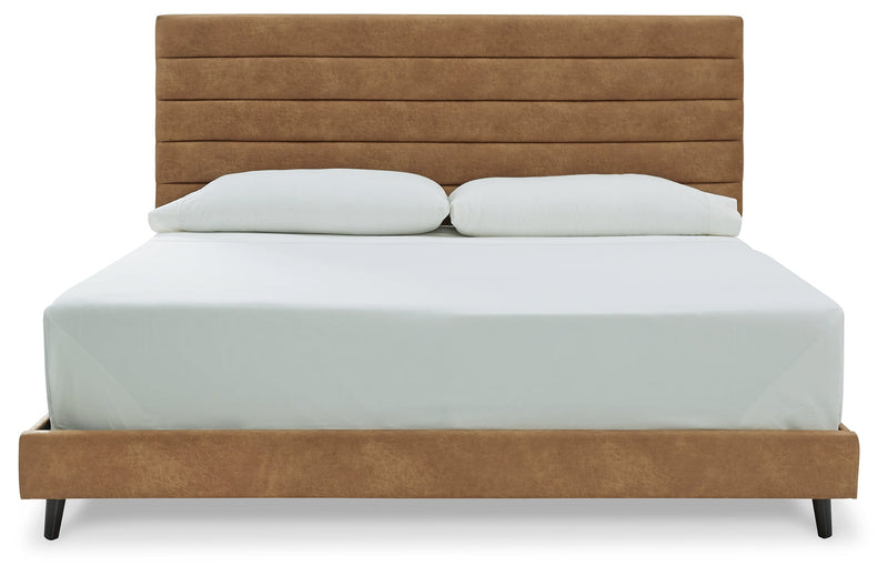 Vintasso Brown King Upholstered Bed