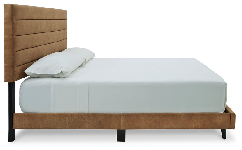 Vintasso Brown King Upholstered Bed