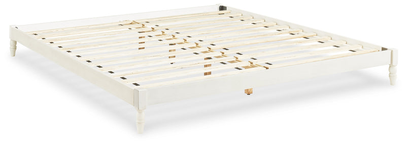 Tannally White King Platform Bed