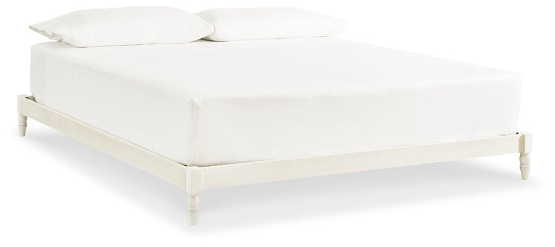 Tannally White King Platform Bed