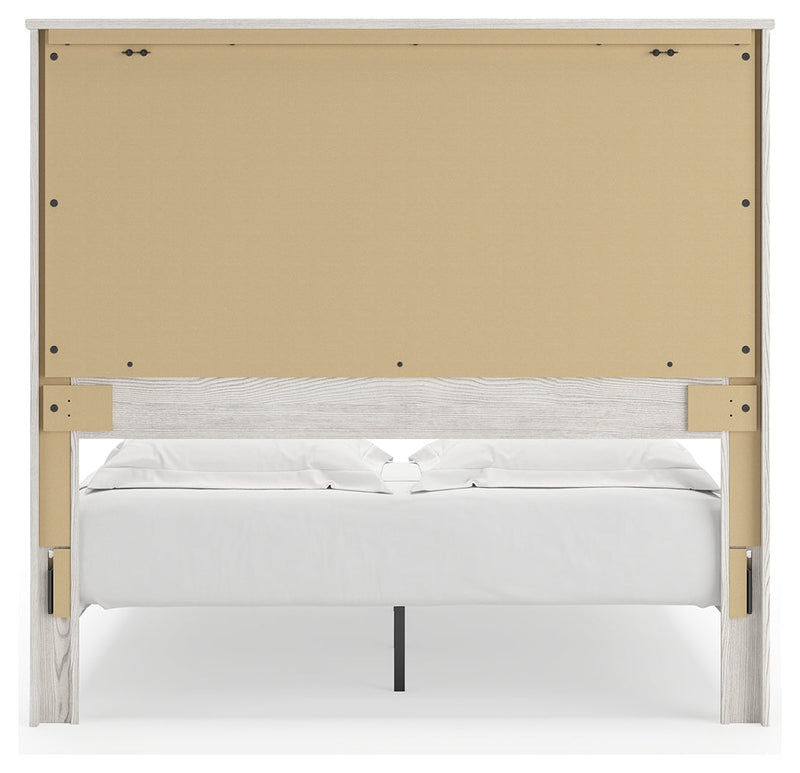 Gerridan White Gray Queen Panel Bed